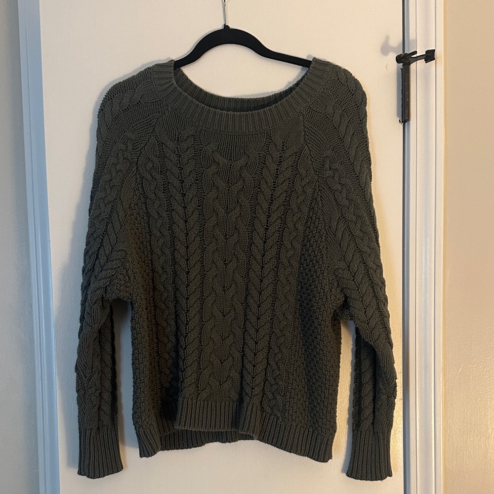Aerie Olive Cable Knit Sweater